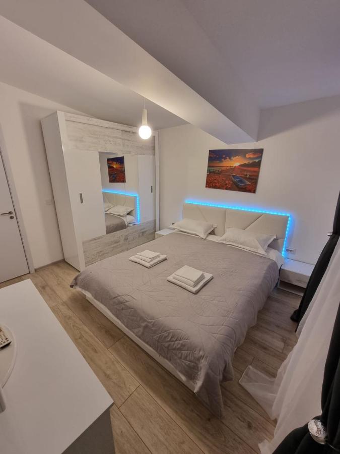 Dreams Escape Apartment ไกรโอวา ภายนอก รูปภาพ