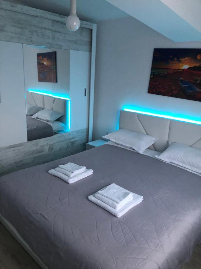 Dreams Escape Apartment ไกรโอวา ภายนอก รูปภาพ